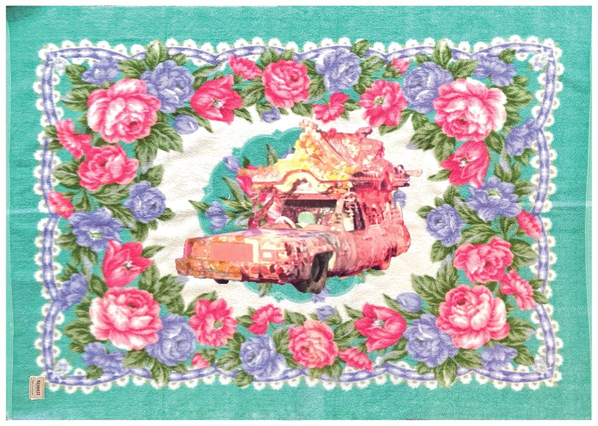 花柄の毛布を用いた作品を制作する作家 江頭誠の個展「四角い花園」が開催！