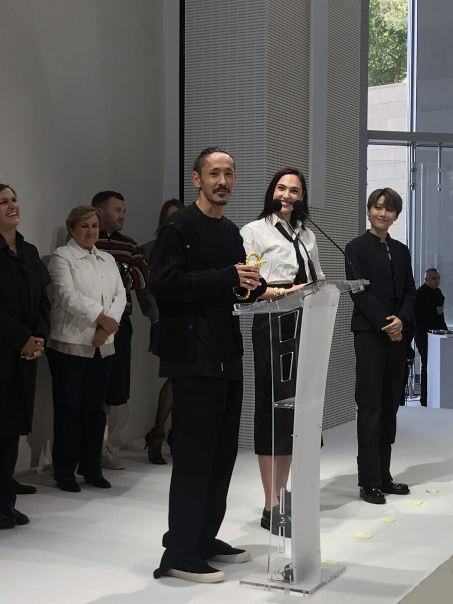 LVMHプライズ 2023、日本人デザイナーの桑田悟史がグランプリを受賞！