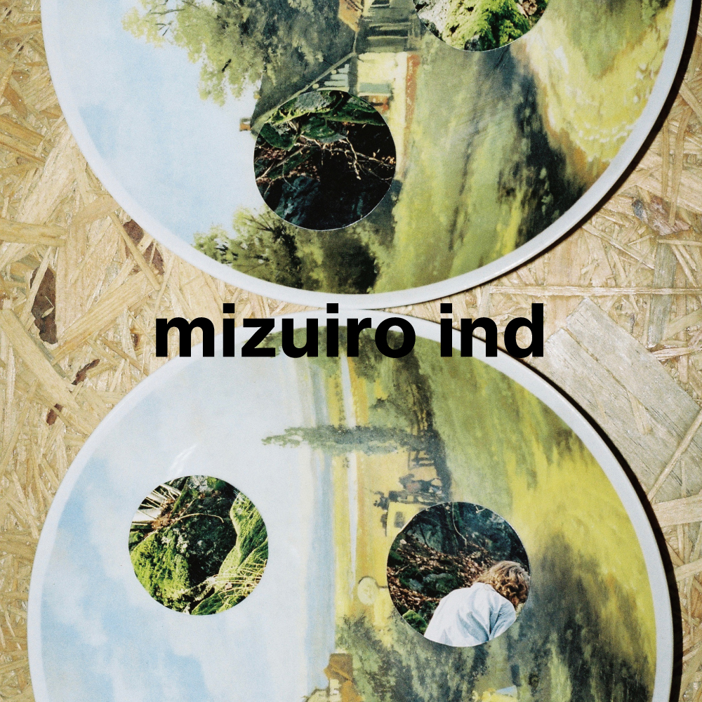 mizuiro ind（ミズイロインド）がブランド初の写真集発売とエキシビションを開催