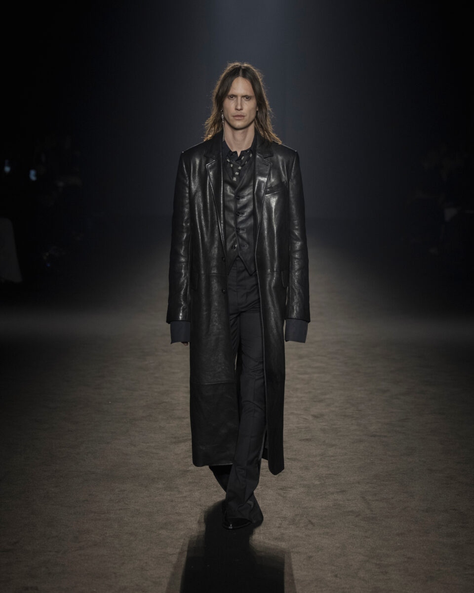 Ann Demeulemeester（アン ドゥムルメステール）2024-25年秋冬