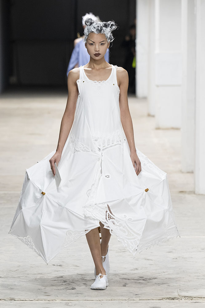 JUNYA WATANABE ジュンヤワタナベ ドレス プリーツ ジュンヤ ワタナベの素材革命、身近なものがアートなドレスに