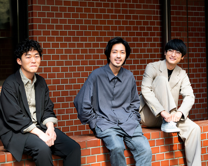 映画監督・松居大悟 × 俳優・高良健吾 × 俳優・若葉竜也 ６人の仲間と監督と。『くれなずめ』のどうしようもなくてとびきりの時間について