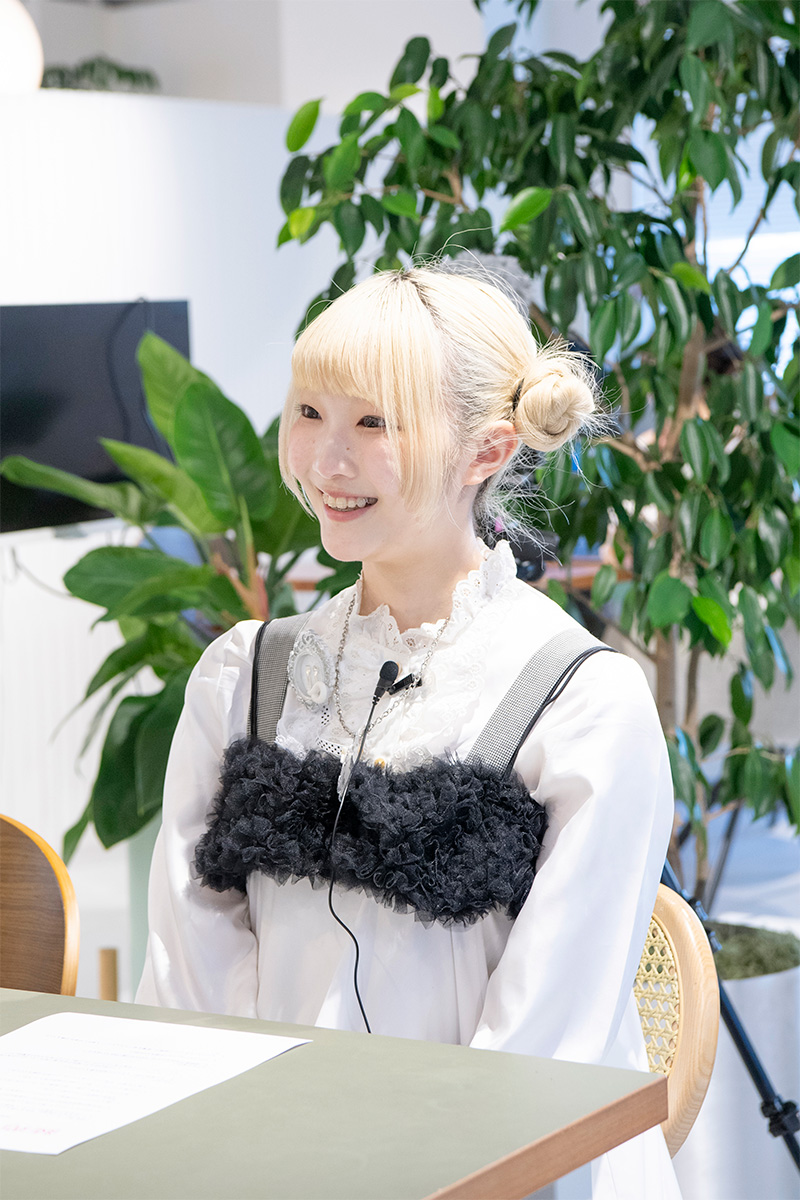 松本菜瑚さん【ファッション業界お仕事ナビ WORK FILE #01】POPPY(ポピー) PR 阿部心さんのクリエイティブな1日に密着!