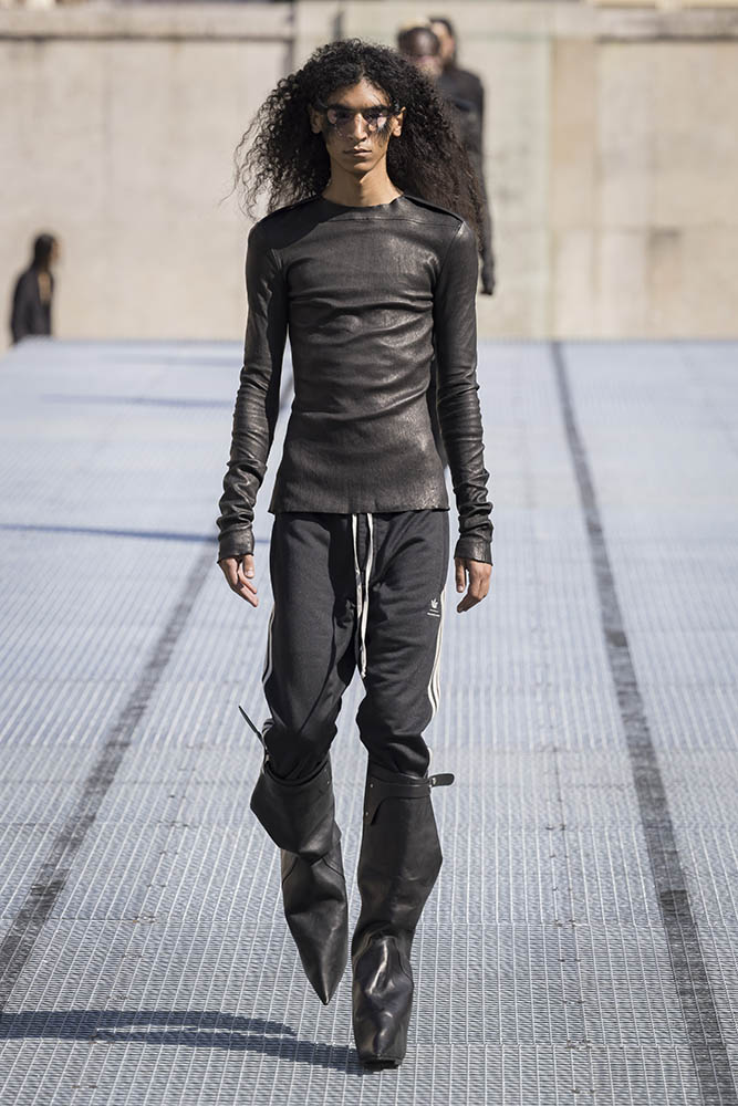 Rick Owens fashion show in Paris, Spring Summer 2027 Menswear Fashion Week Photo by Valerio Mezzanotti