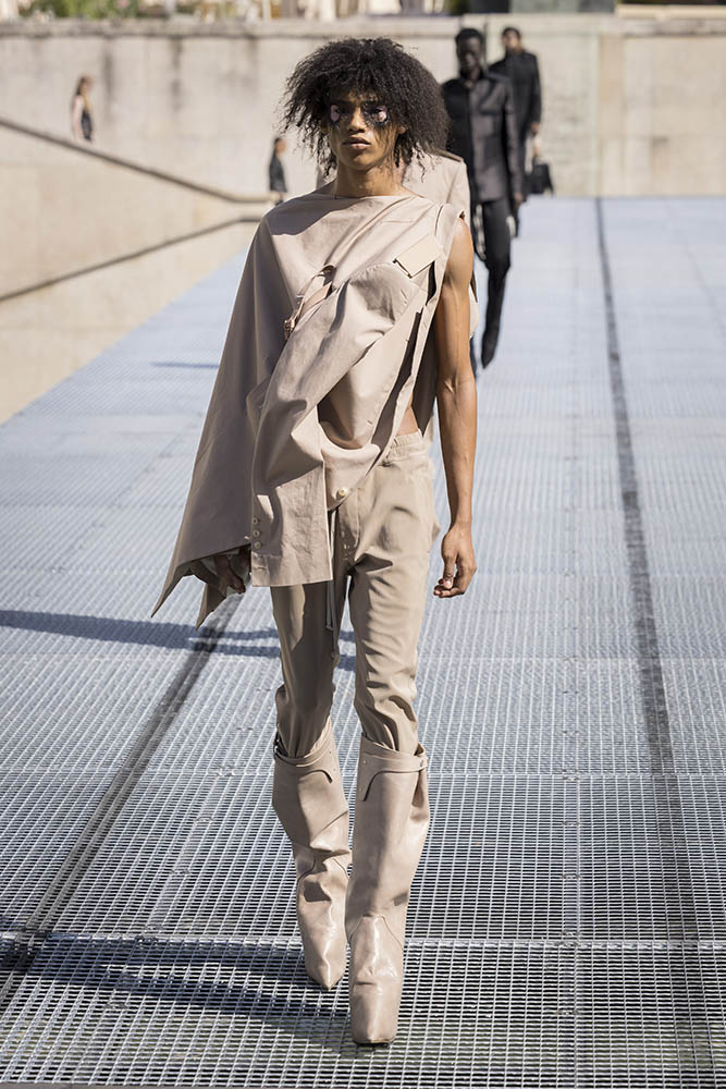 Rick Owens fashion show in Paris, Spring Summer 2027 Menswear Fashion Week Photo by Valerio Mezzanotti