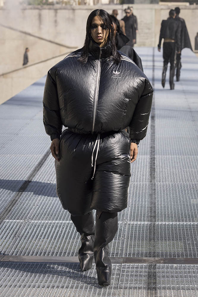 Rick Owens fashion show in Paris, Spring Summer 2027 Menswear Fashion Week Photo by Valerio Mezzanotti