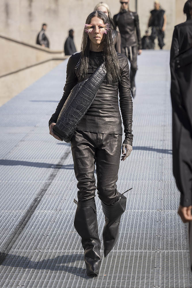 Rick Owens fashion show in Paris, Spring Summer 2027 Menswear Fashion Week Photo by Valerio Mezzanotti