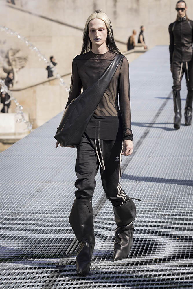 Rick Owens fashion show in Paris, Spring Summer 2027 Menswear Fashion Week Photo by Valerio Mezzanotti