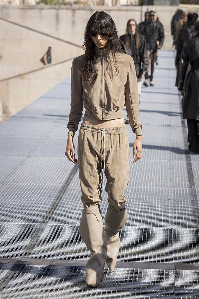 Rick Owens fashion show in Paris, Spring Summer 2027 Menswear Fashion Week Photo by Valerio Mezzanotti