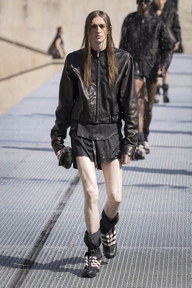 Rick Owens fashion show in Paris, Spring Summer 2027 Menswear Fashion Week Photo by Valerio Mezzanotti