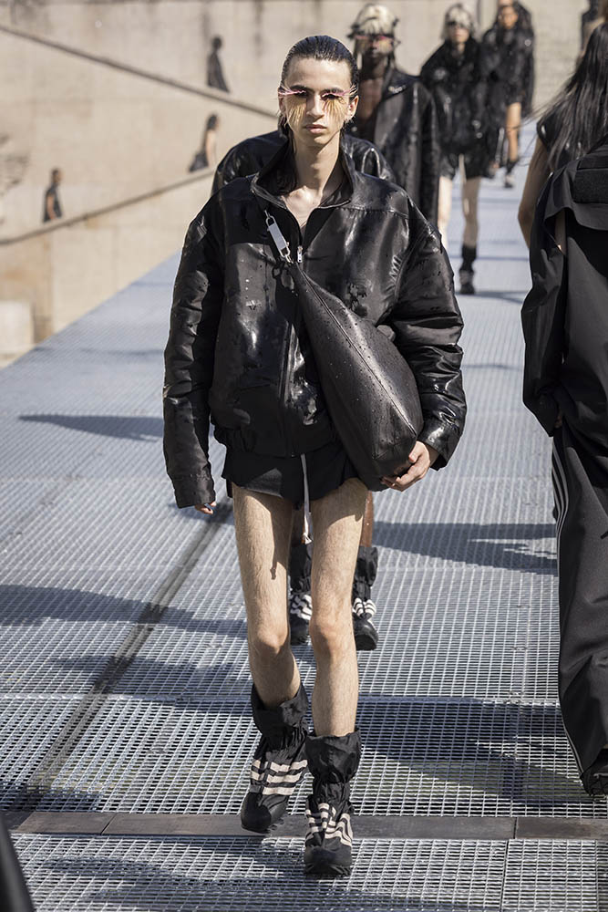 Rick Owens fashion show in Paris, Spring Summer 2027 Menswear Fashion Week Photo by Valerio Mezzanotti
