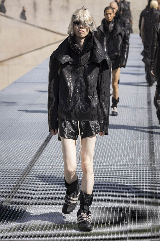 Rick Owens fashion show in Paris, Spring Summer 2027 Menswear Fashion Week Photo by Valerio Mezzanotti