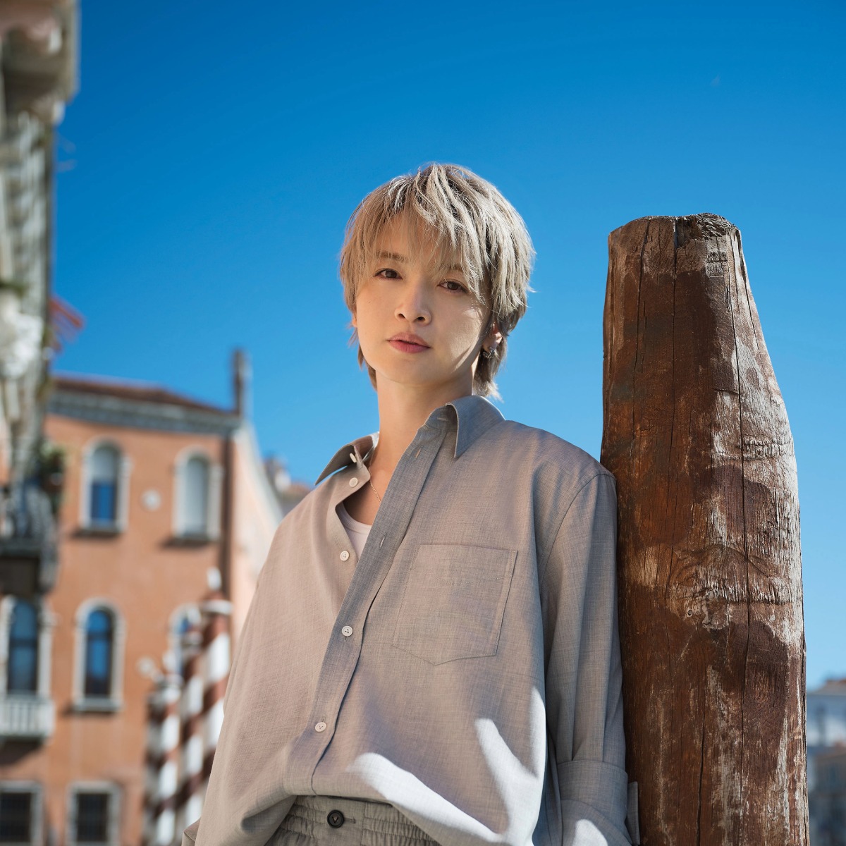 玉森裕太さん（Kis-My-Ft2）がBOTTEGA VENETA（ボッテガ・ヴェネタ）の2027...