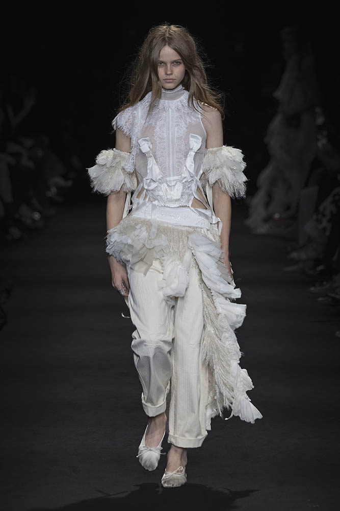 Model on the runway at the Ann Demeulemeester fashion show in Paris, Spring Summer 2027 Ready To Wear Fashion Week