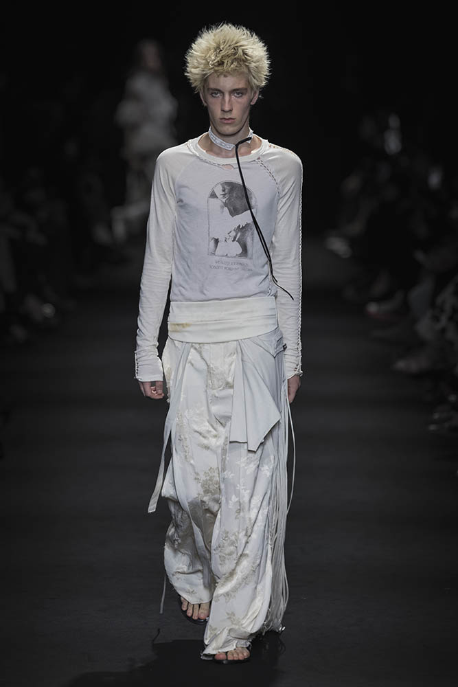 Model on the runway at the Ann Demeulemeester fashion show in Paris, Spring Summer 2027 Ready To Wear Fashion Week