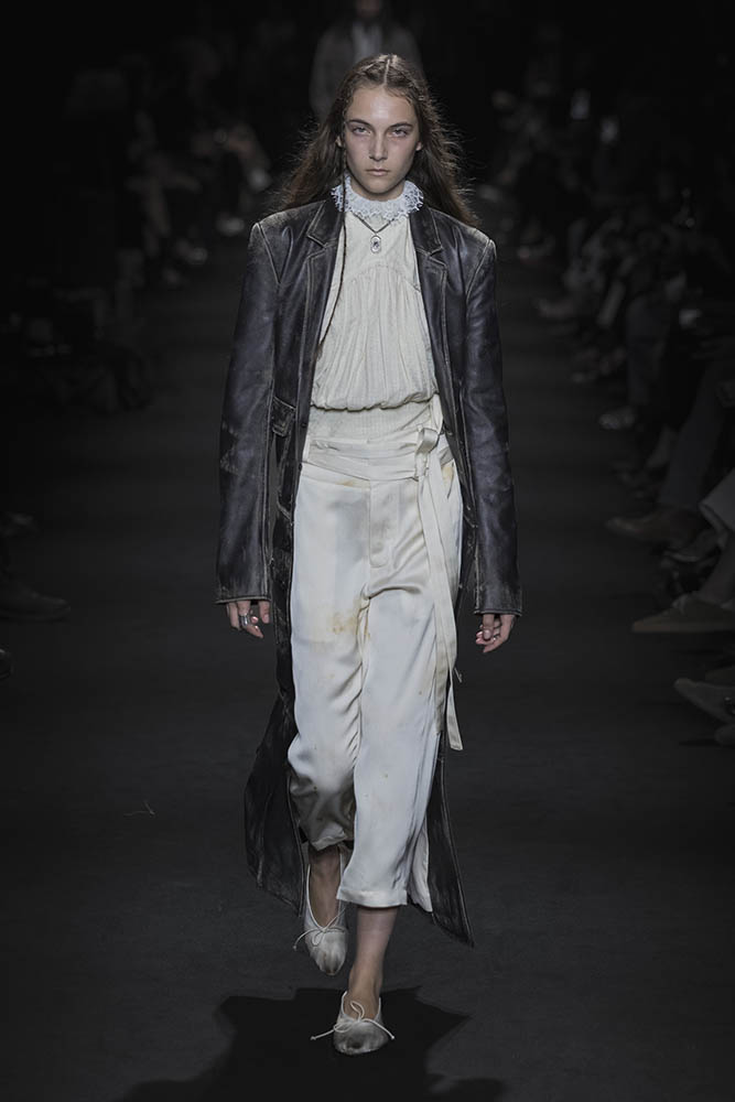 Model on the runway at the Ann Demeulemeester fashion show in Paris, Spring Summer 2027 Ready To Wear Fashion Week