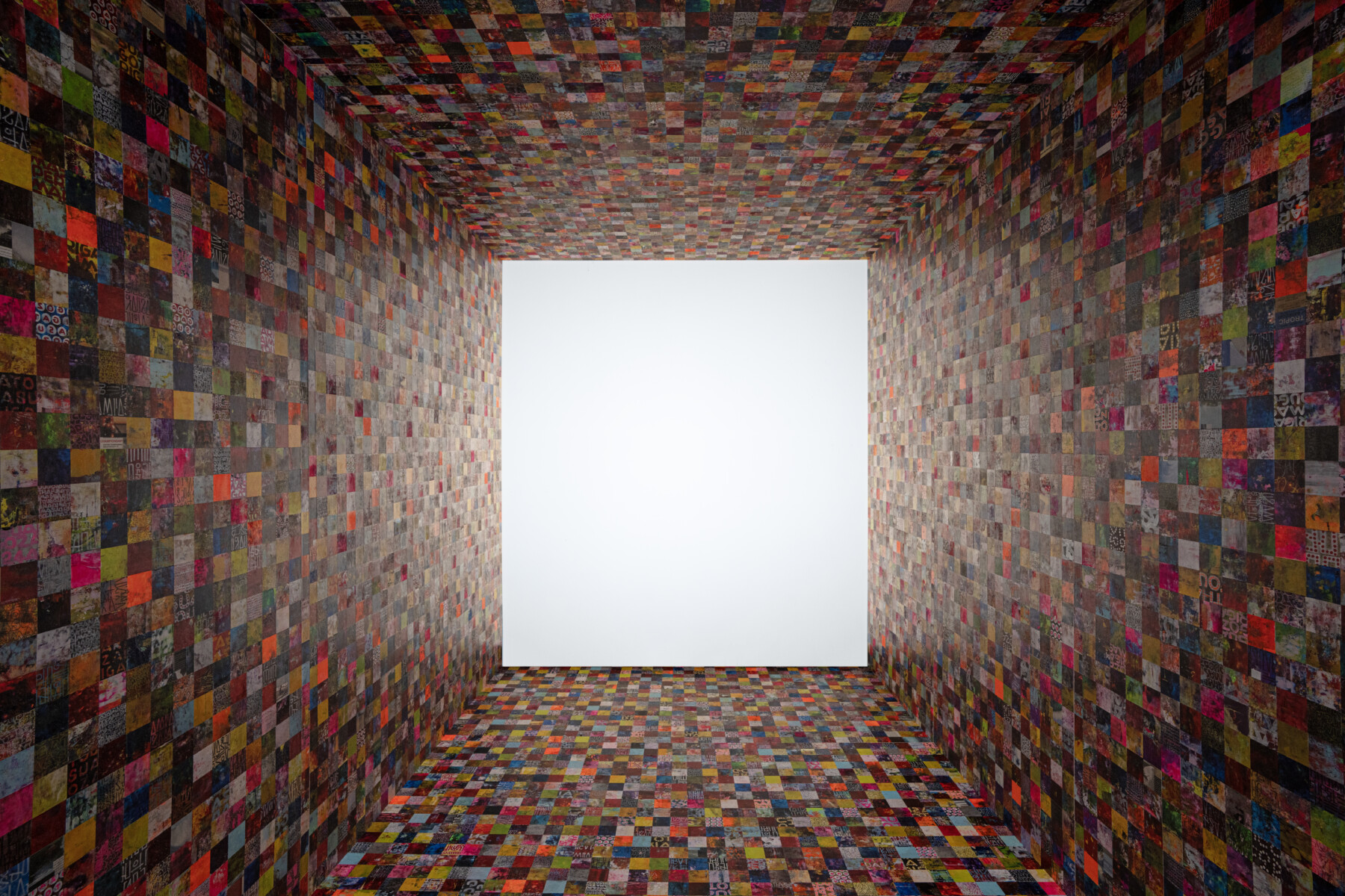 アーティストのbaanaiによる京都での初個展「THROUGH THE PAINTING OCEAN」...